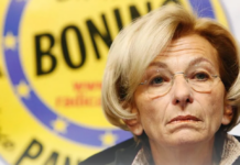 Emma Bonino: predisposti i funerali di Stato, una politica radicale per i diritti umani