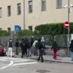 Trento: studenti manifestano, Maranza spaccano cose